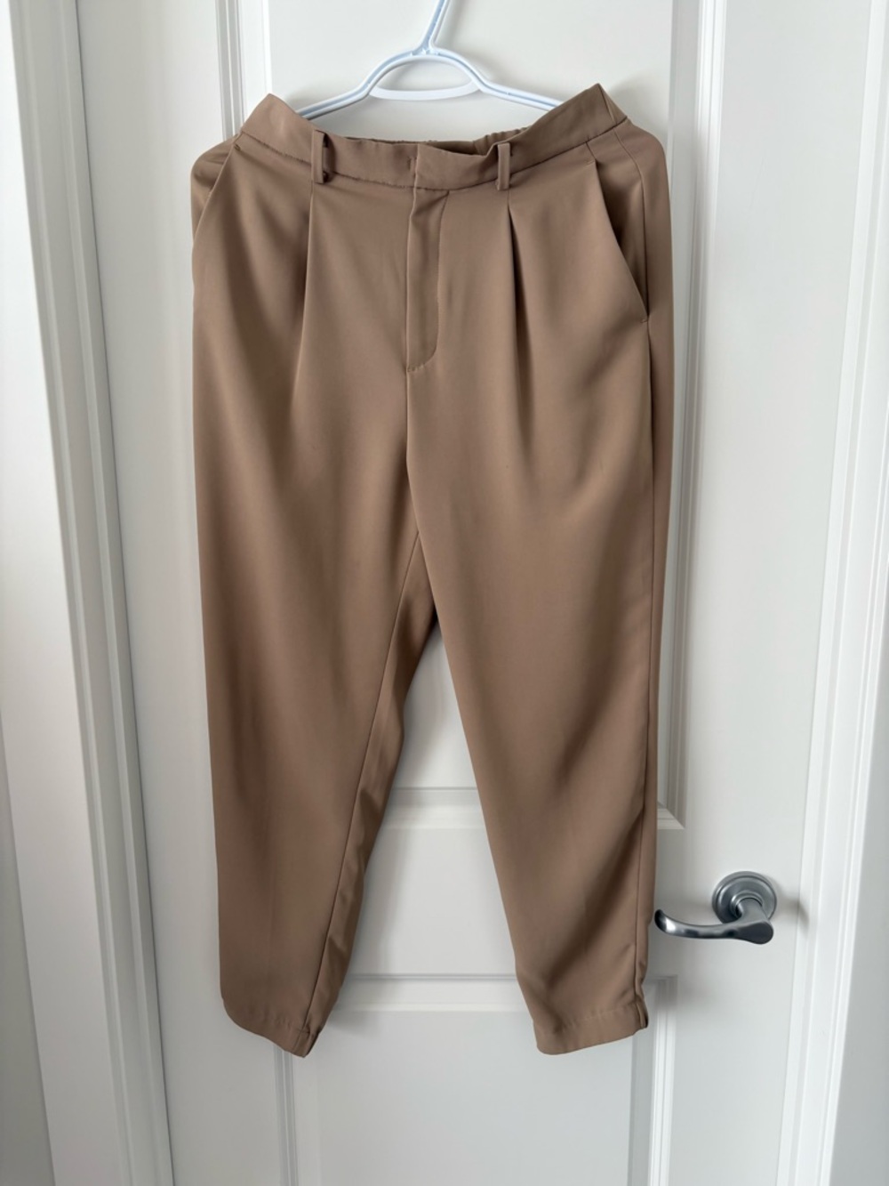 3 For $50| Uniqlo Camel Draped Dress Pants – Size M